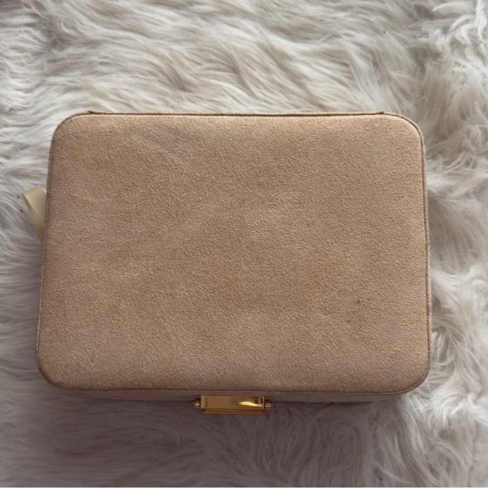 Beige Suede Jewelry‎ Box Travel Organizer Mirror Compartments Gold Clasp